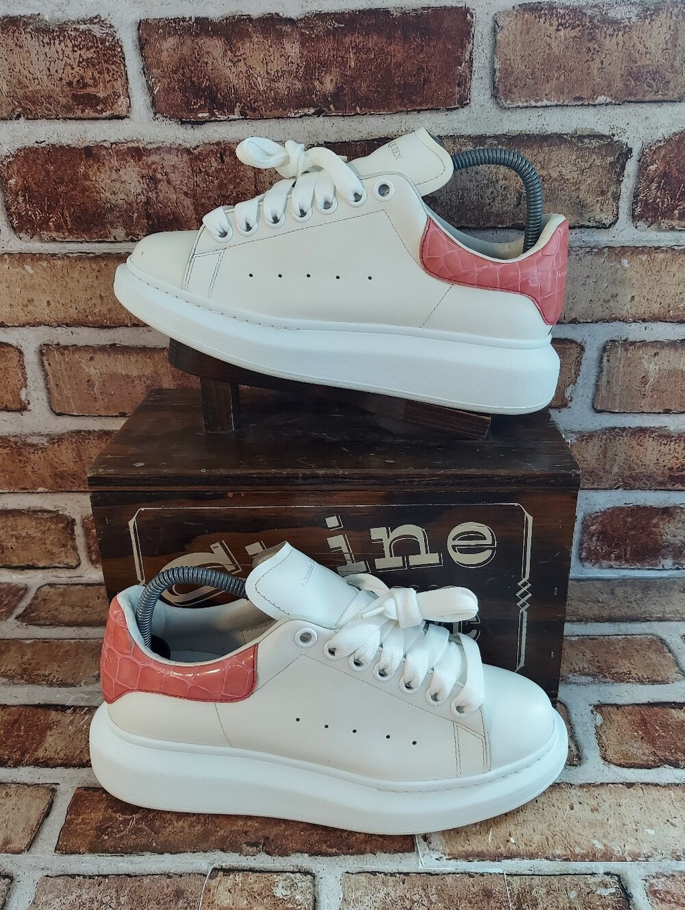 Pre-owned Alexander McQueen Oversized Sneakers